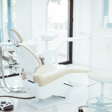 Zahnarztstuhl